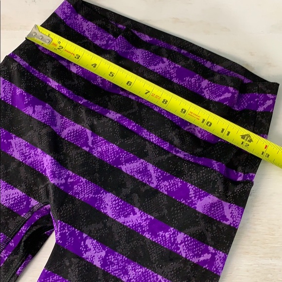 K-DEER Purple and Black Stripe Legging Medium - Picture 3 of 8